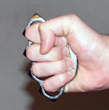 knuckle duster